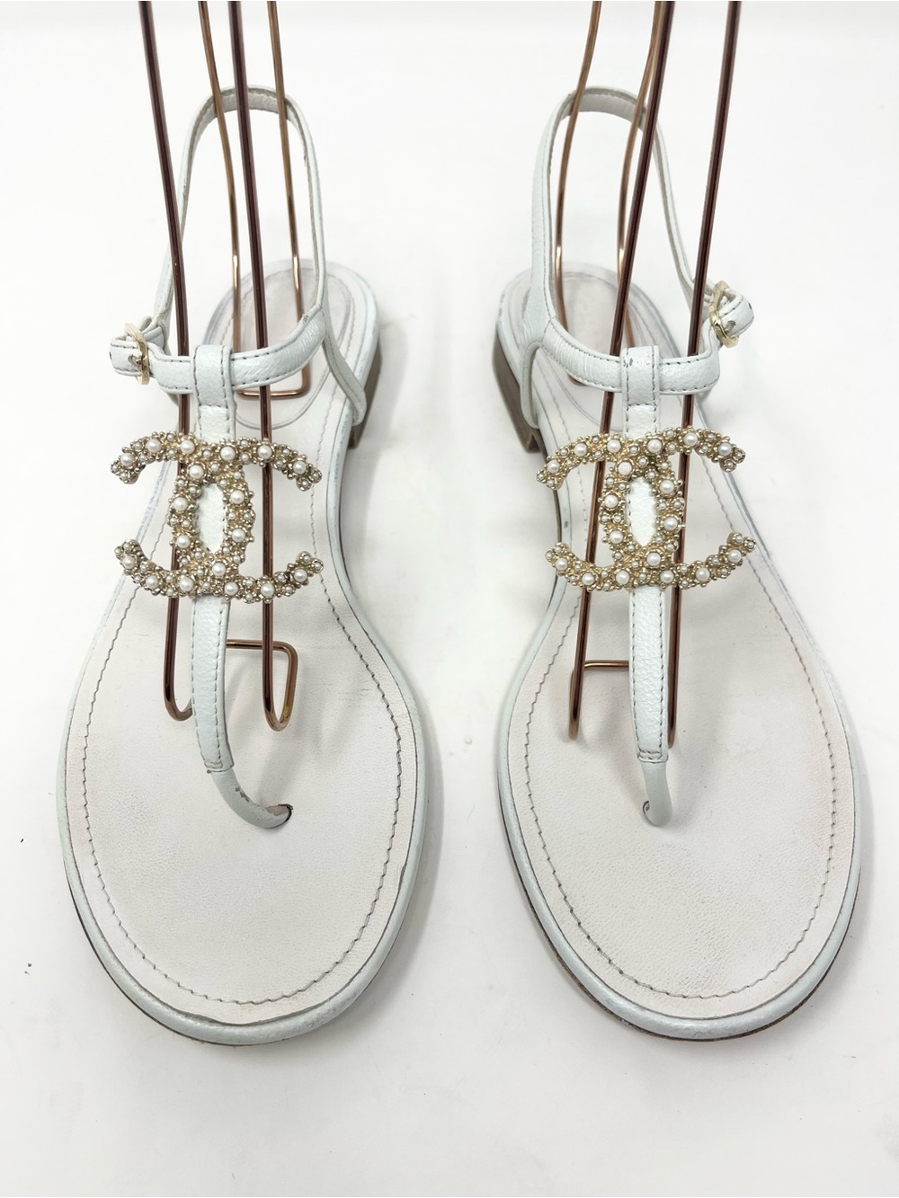 Chanel CC Pearl Interlocking Logo Sandal White Leather Ankle Strap Size 39 EU